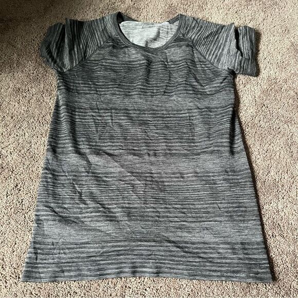 Patagonia Women's Medium Casual T-shirt. - Picture 1 of 6